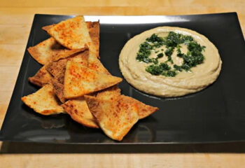 (Snacks) Hummus and Pita Chips